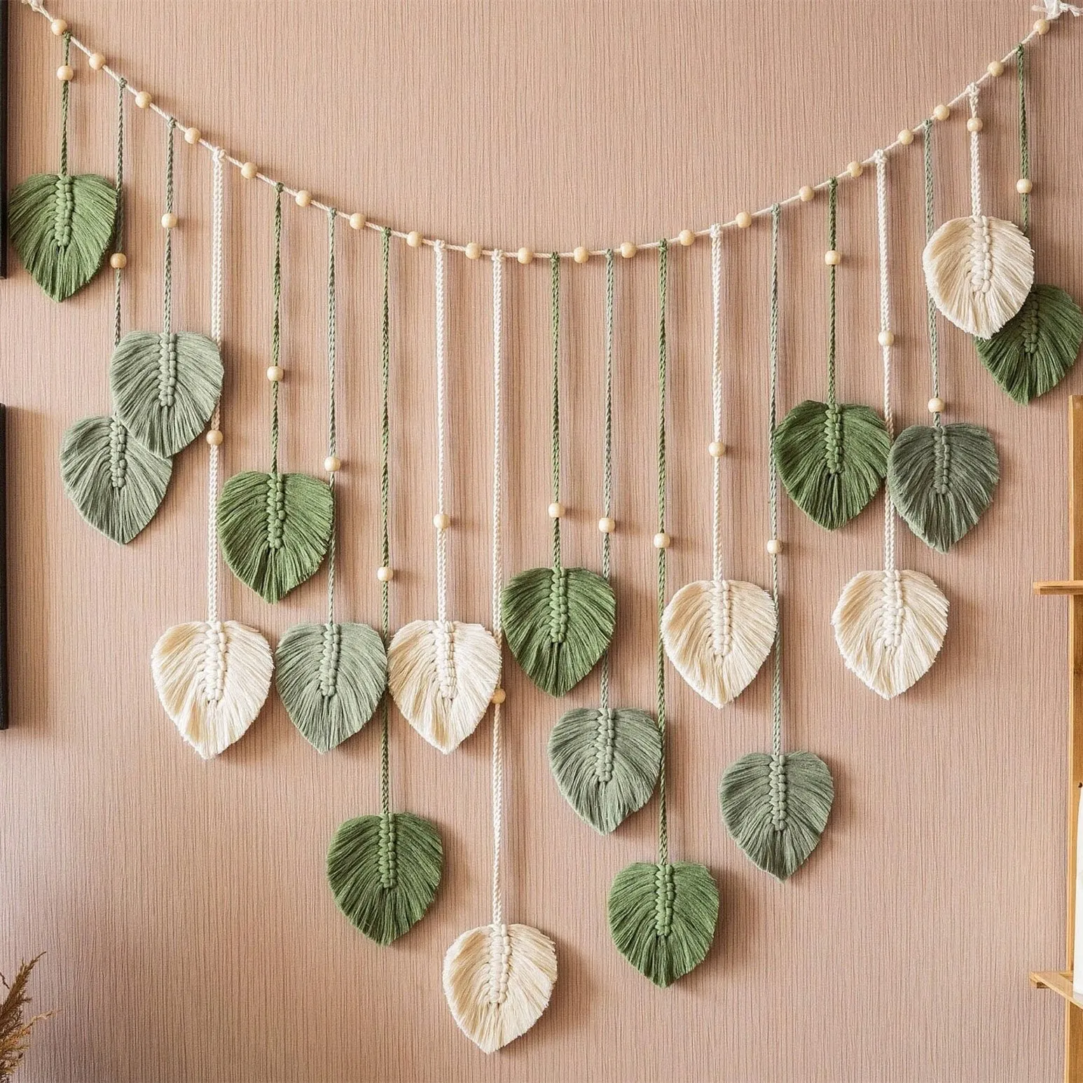 1 Pc Green Leaves Garland, Mac - Century Textile & Sewing Supply Photos recension och pris